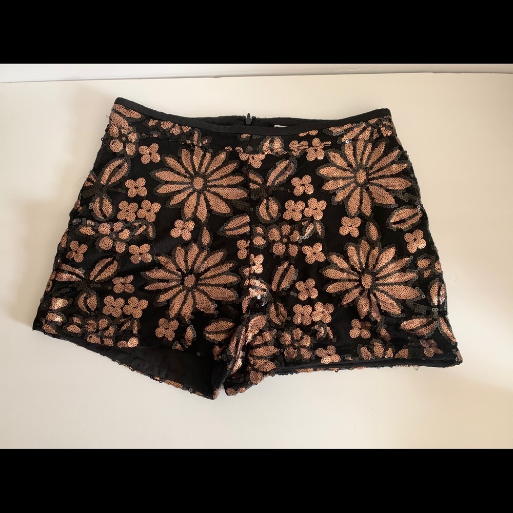 Brand new beautiful gold and gold sequin shorts!
